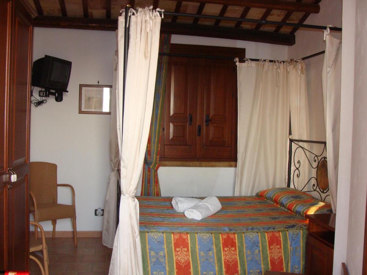 Baglio Cofano Rooms & Relax Кустоначи Стая снимка
